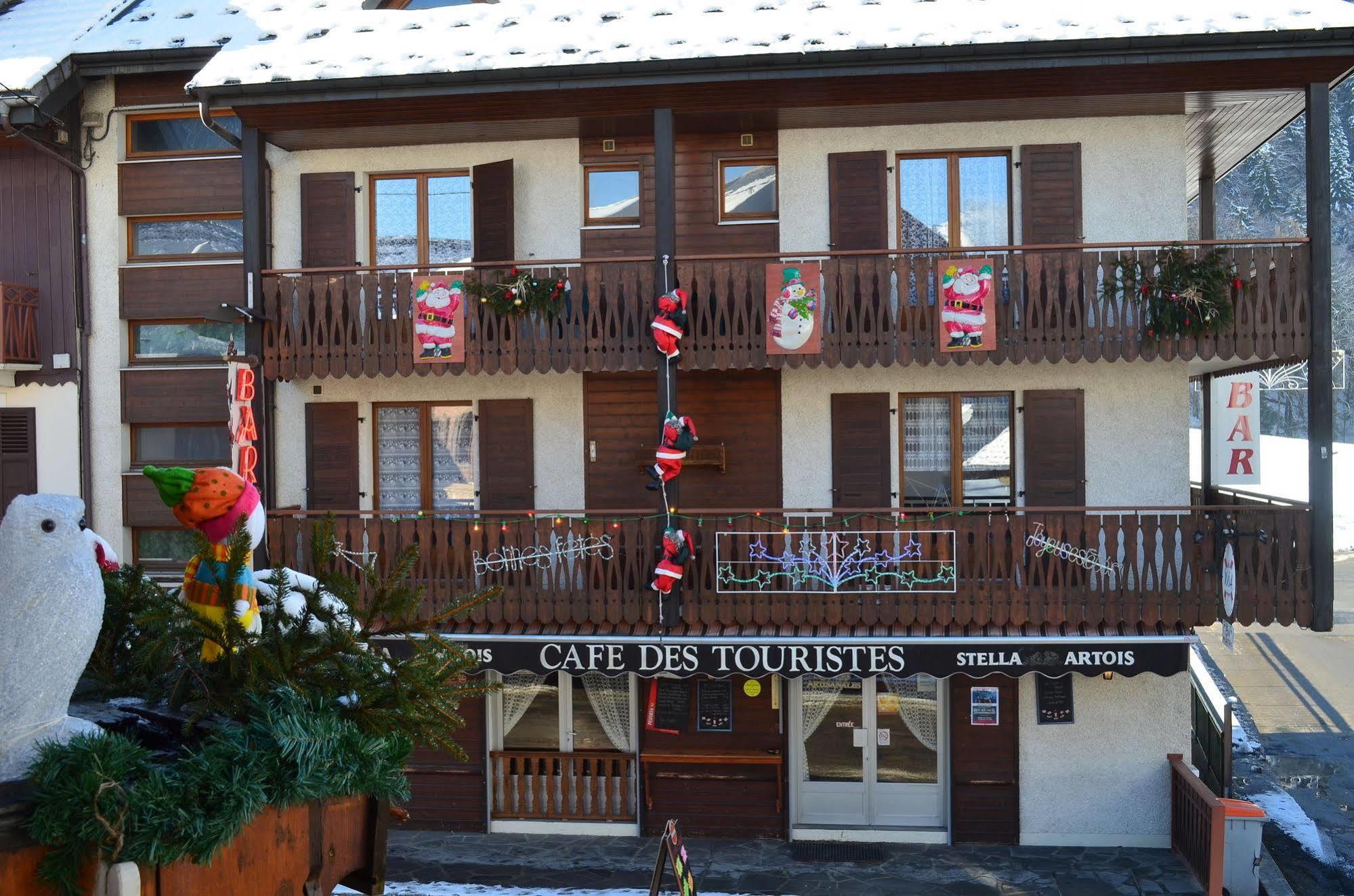 Les Touristes Hotel Abondance Exterior photo